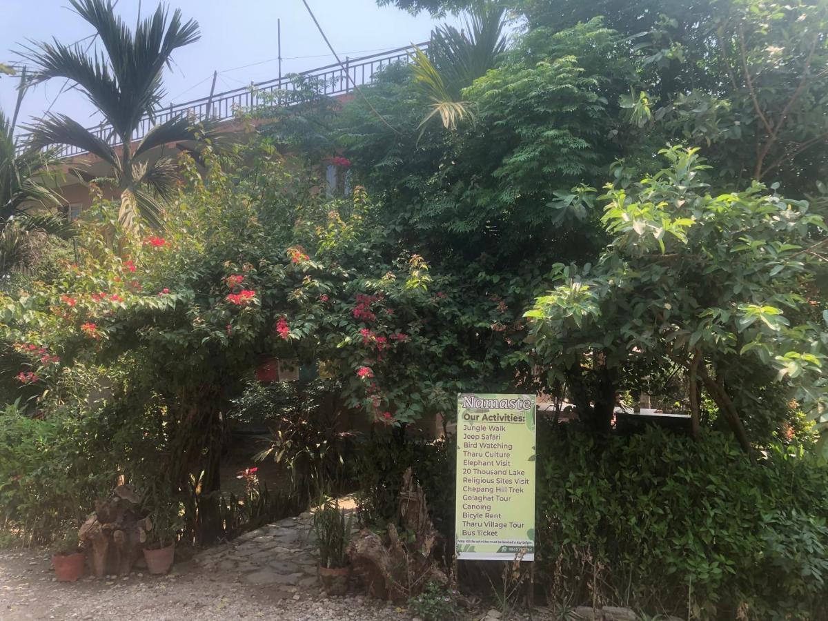 Tara Guesthouse - Sauraha,Chitwan Luaran gambar