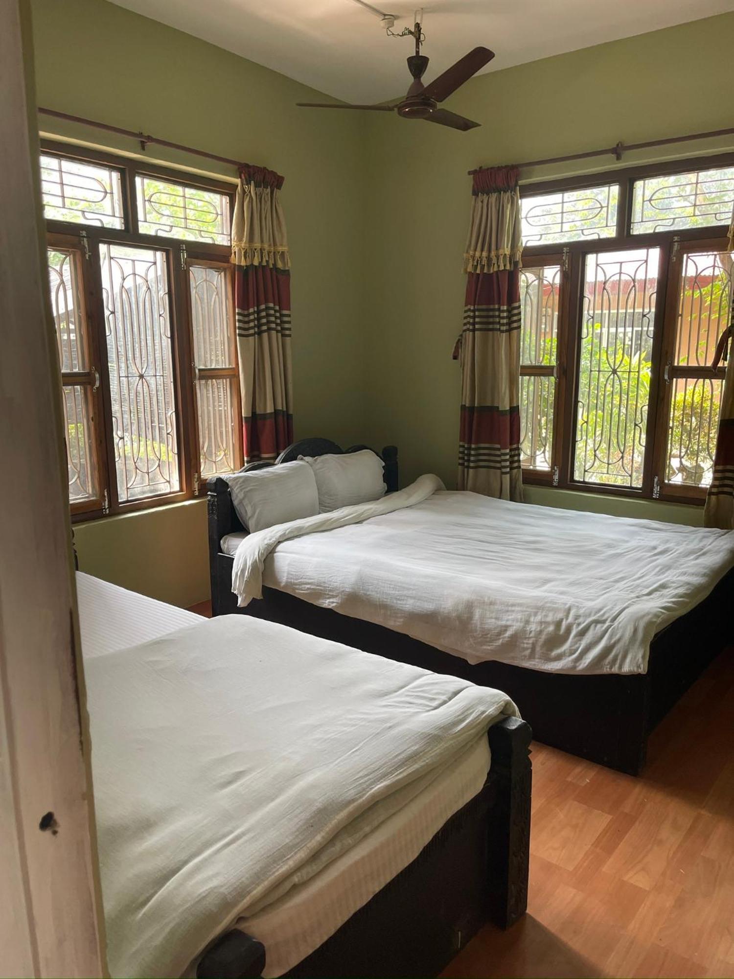 Tara Guesthouse - Sauraha,Chitwan Luaran gambar