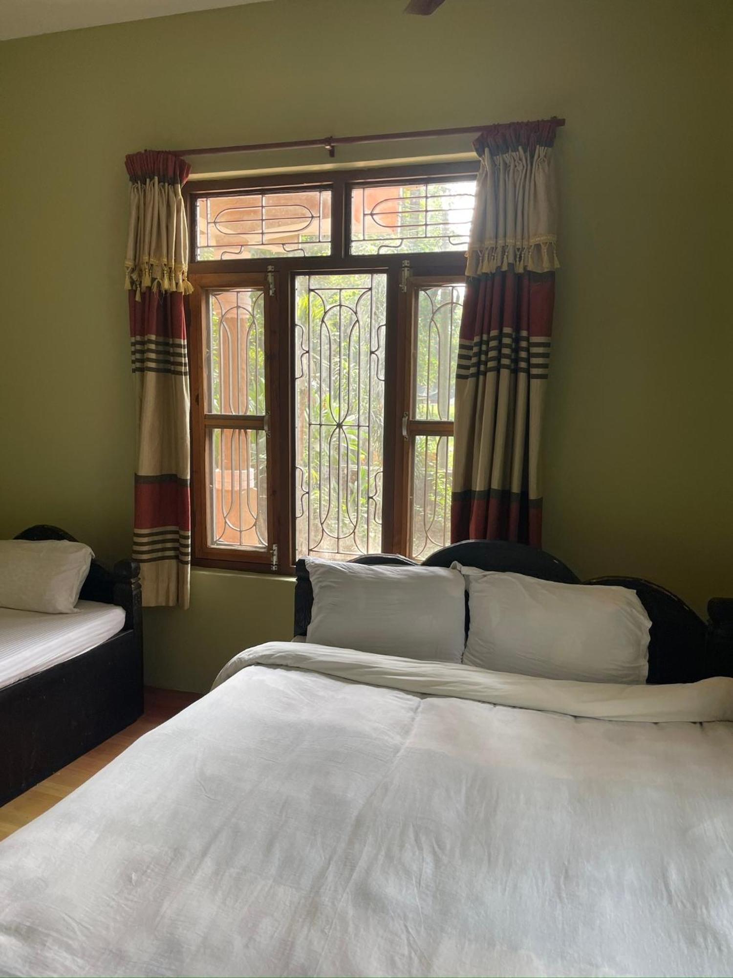Tara Guesthouse - Sauraha,Chitwan Luaran gambar