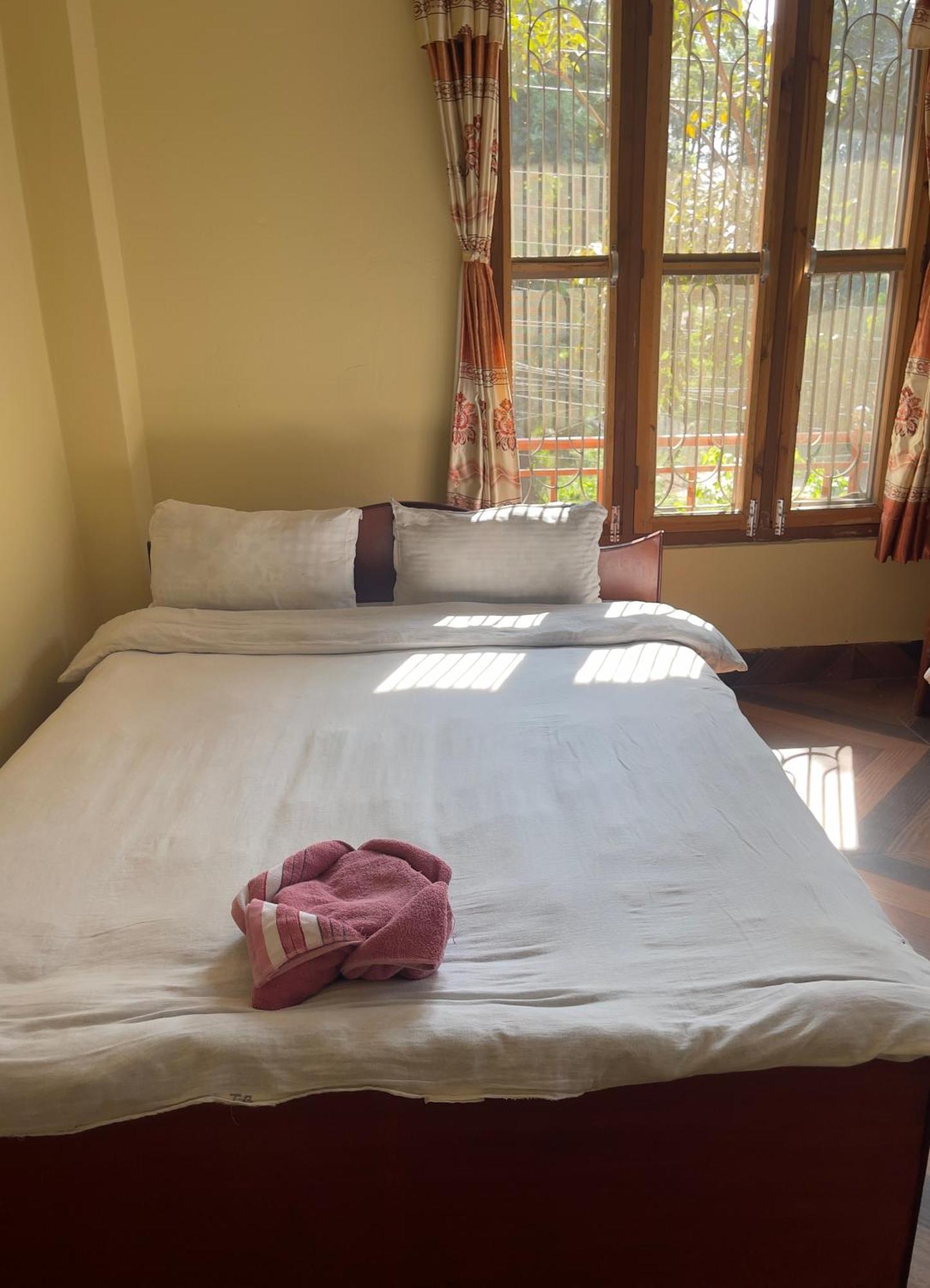 Tara Guesthouse - Sauraha,Chitwan Luaran gambar
